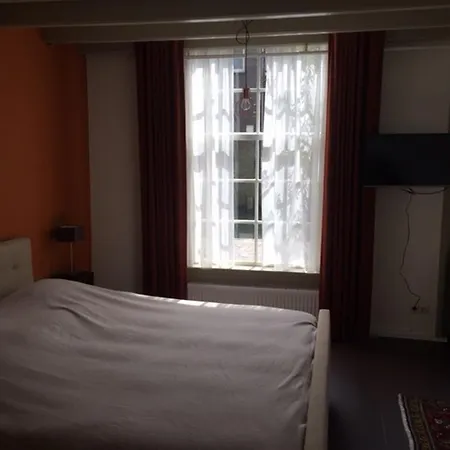Bed & Breakfast Heer&meester *